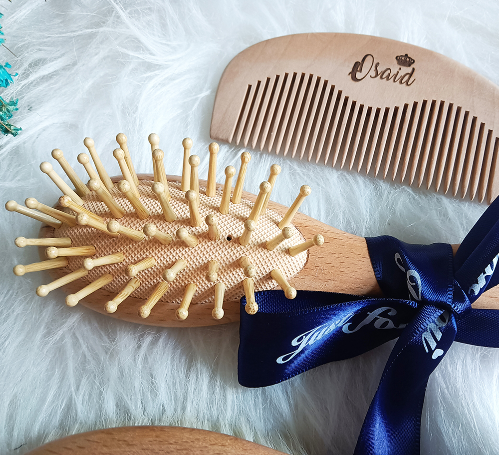 Baby Bathing Comb with Custom  - Hair Care Names recension och pris